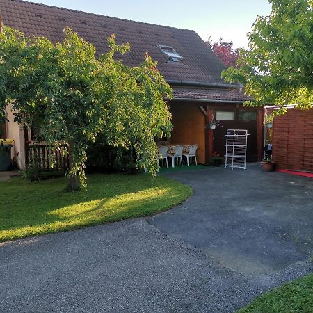 Erika Vendeghaz Centrumban Balatonkeresztúr Dış mekan fotoğraf